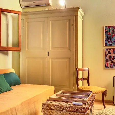 Traditional House * איפסוס