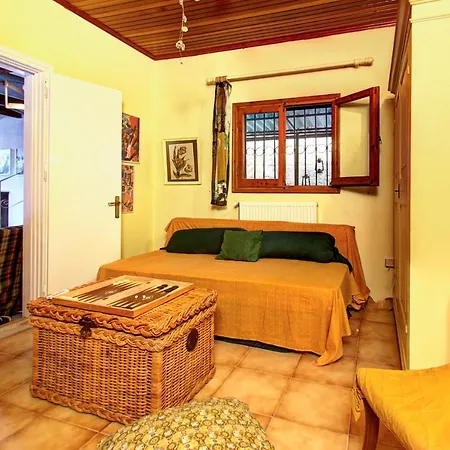 Traditional House Ipsos